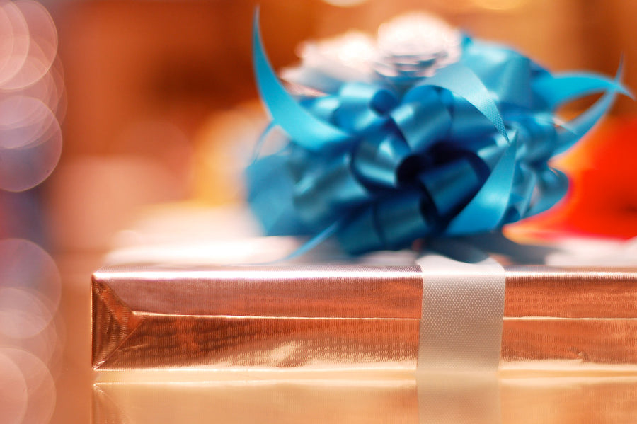 Gifts That Sparkle: The Ultimate Guide to Choosing Jewelry for Your Loved Ones