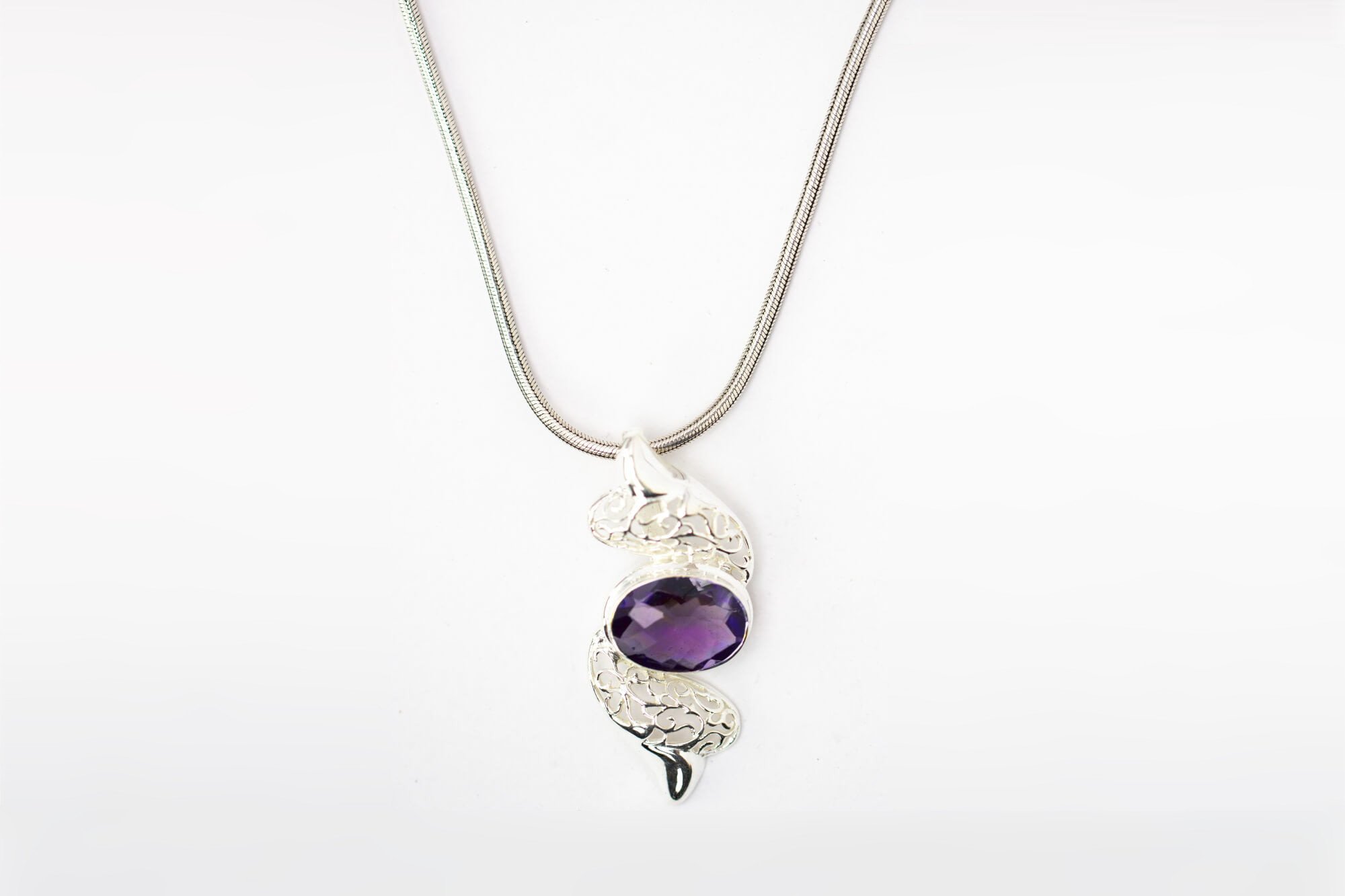 26RVI-Filigree Art Deco Pendant-Amethyst