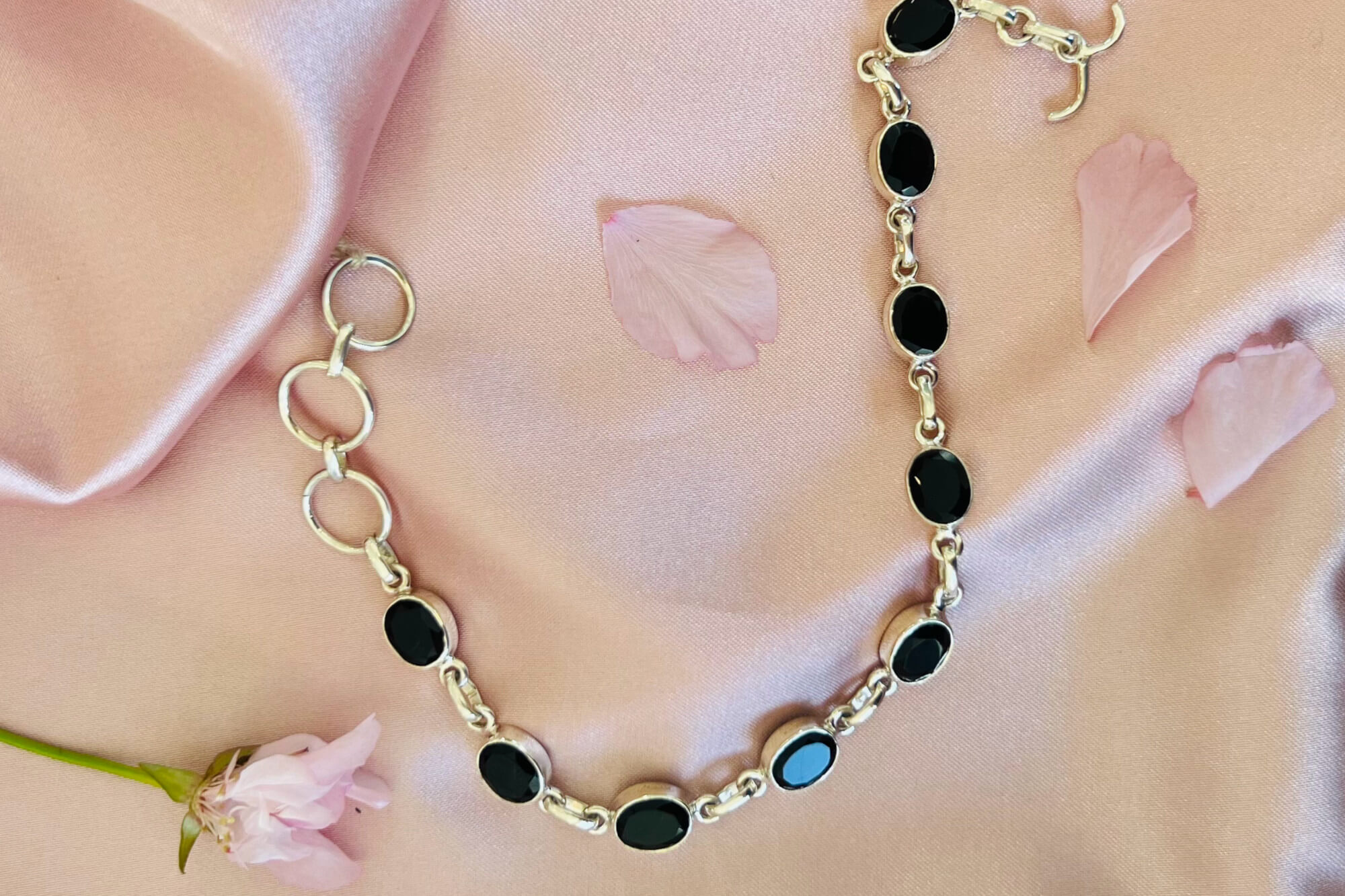 123CON_C_Black-Beauty.jpg