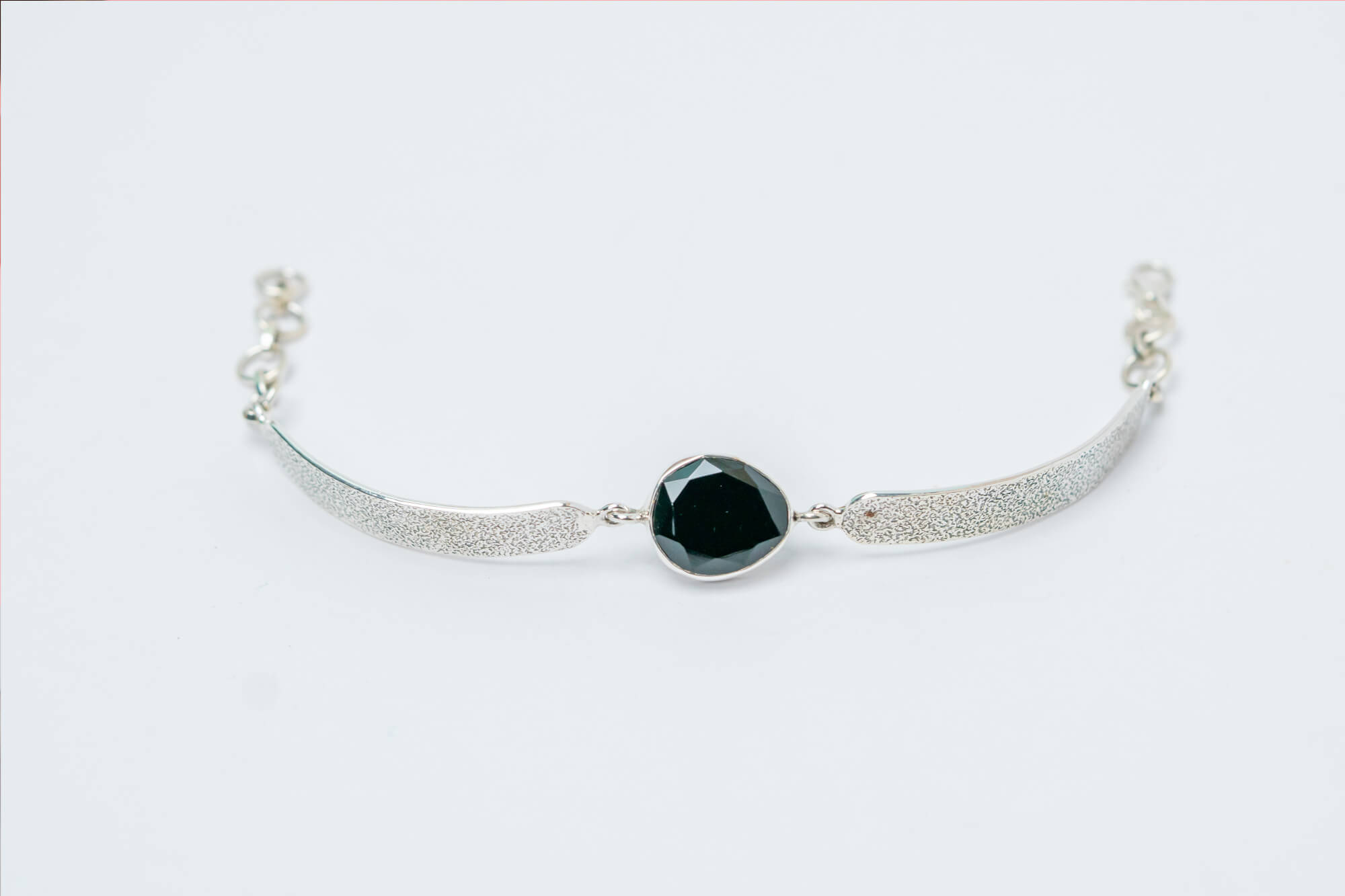 132a_Bracelet_Bangle.jpg