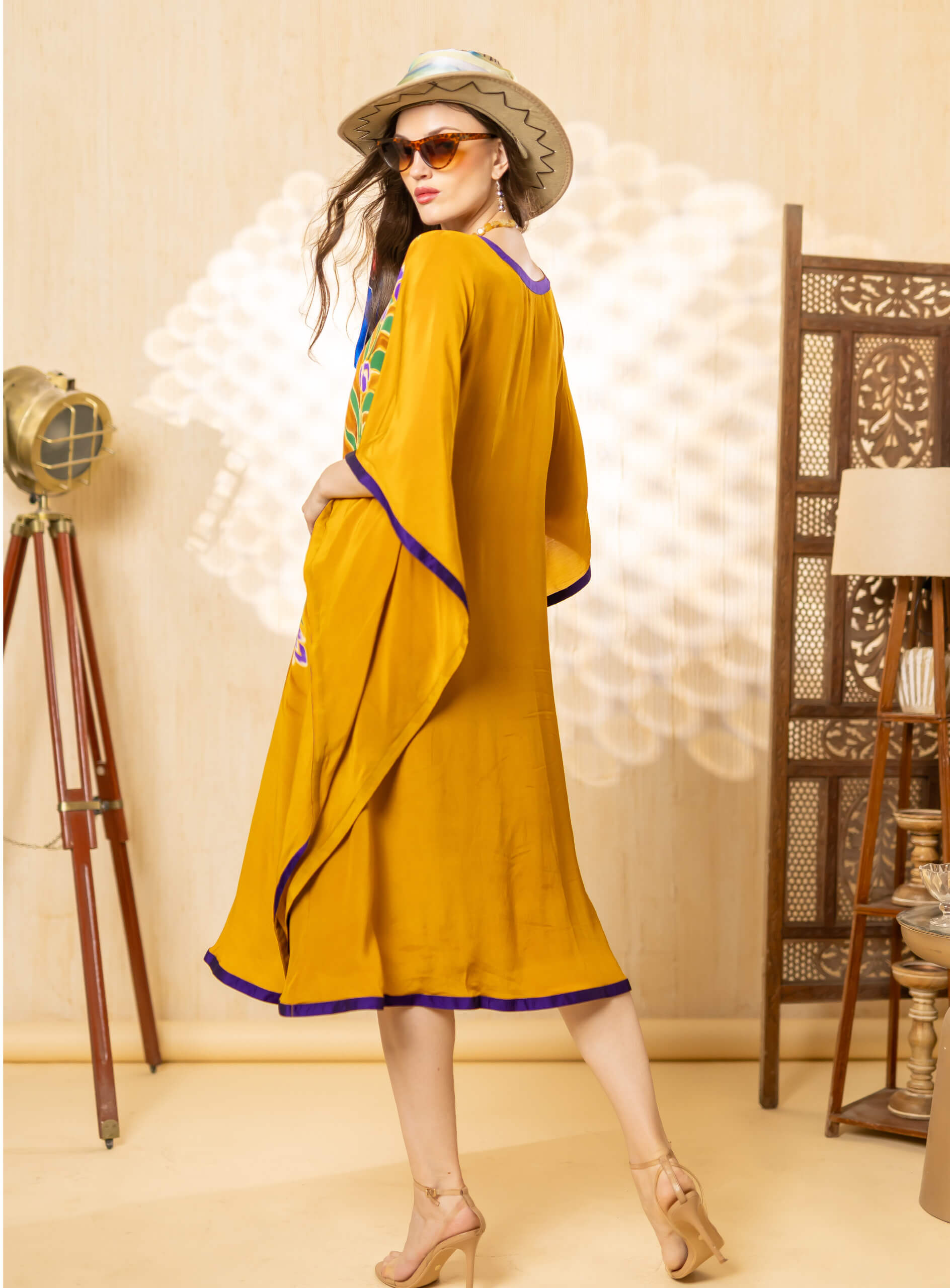 63ANA-Iris-Lumina-Kaftan-E1