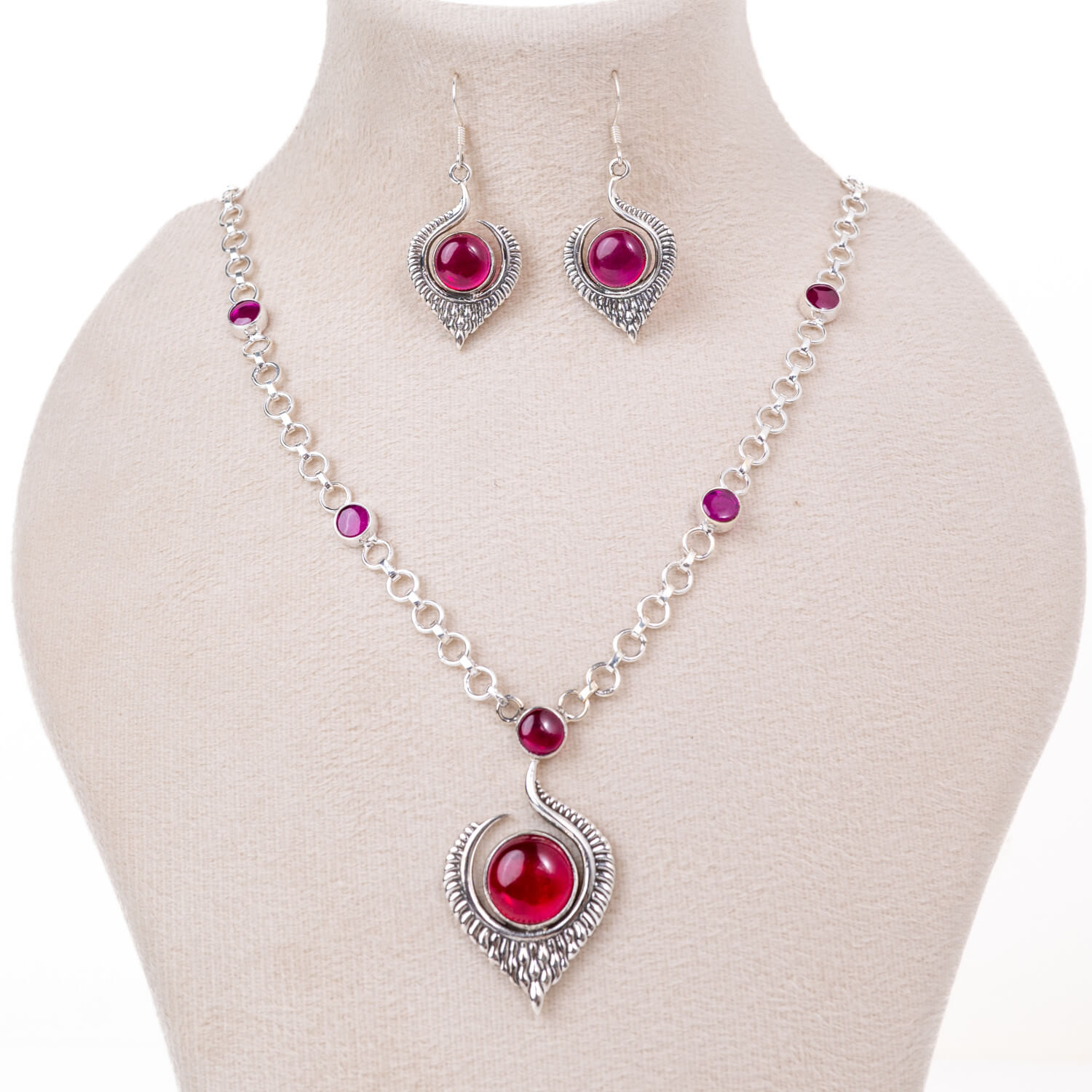 415RVI-Flame-of-Desire-Necklace-Set-B1-V2