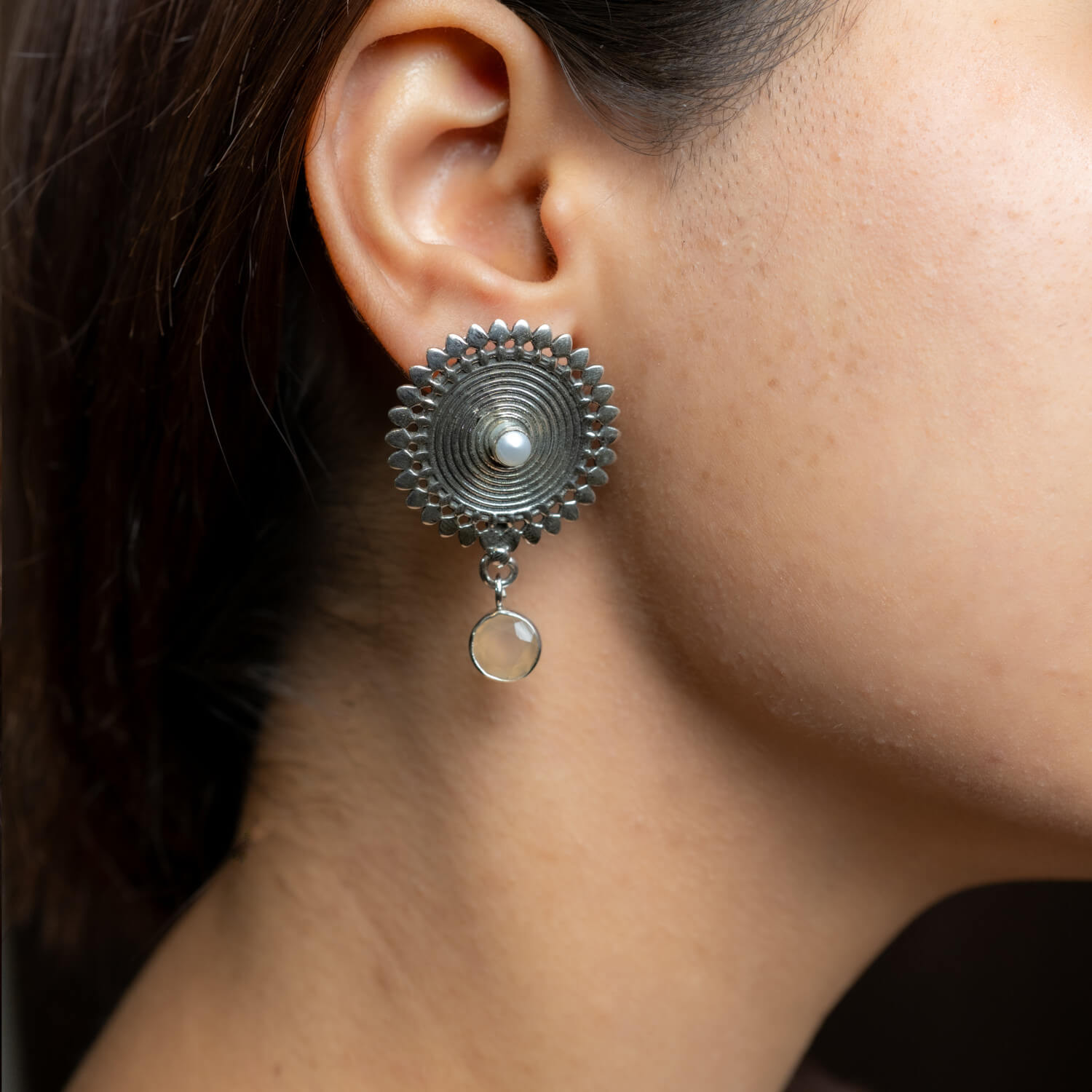 426RVI-Celestial-Disc-Motif-Earrings-B1-V1