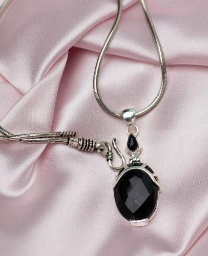 A1_24CON_V1_Black_Chrysolite A1_24CON_V1_Black_Chrysolite