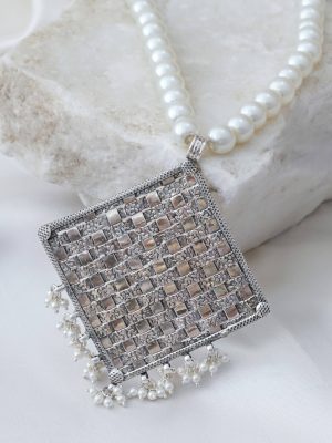 Basket-Weaved Beaded Pearl Necklace