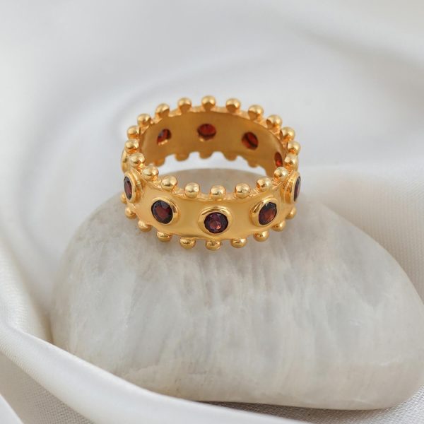 352RVI-Golden-Crown-Eternity-Band-A1_V1