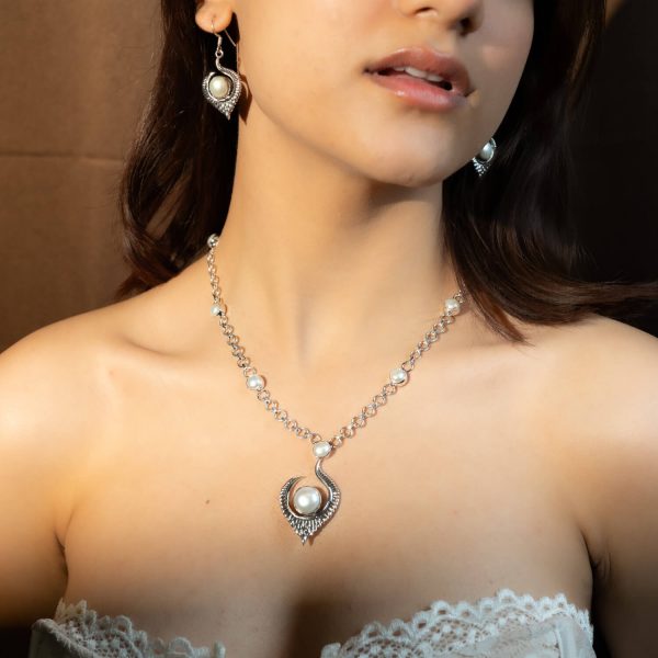 415RVI-Flame-of-Desire-Necklace-Set-B1-V1