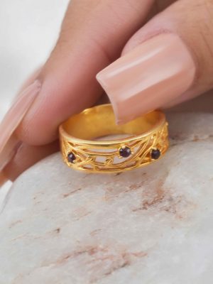 Filigree Band Ring in Gold-Polished 92.5 Sterling Silver – Blue or Pink Sapphire