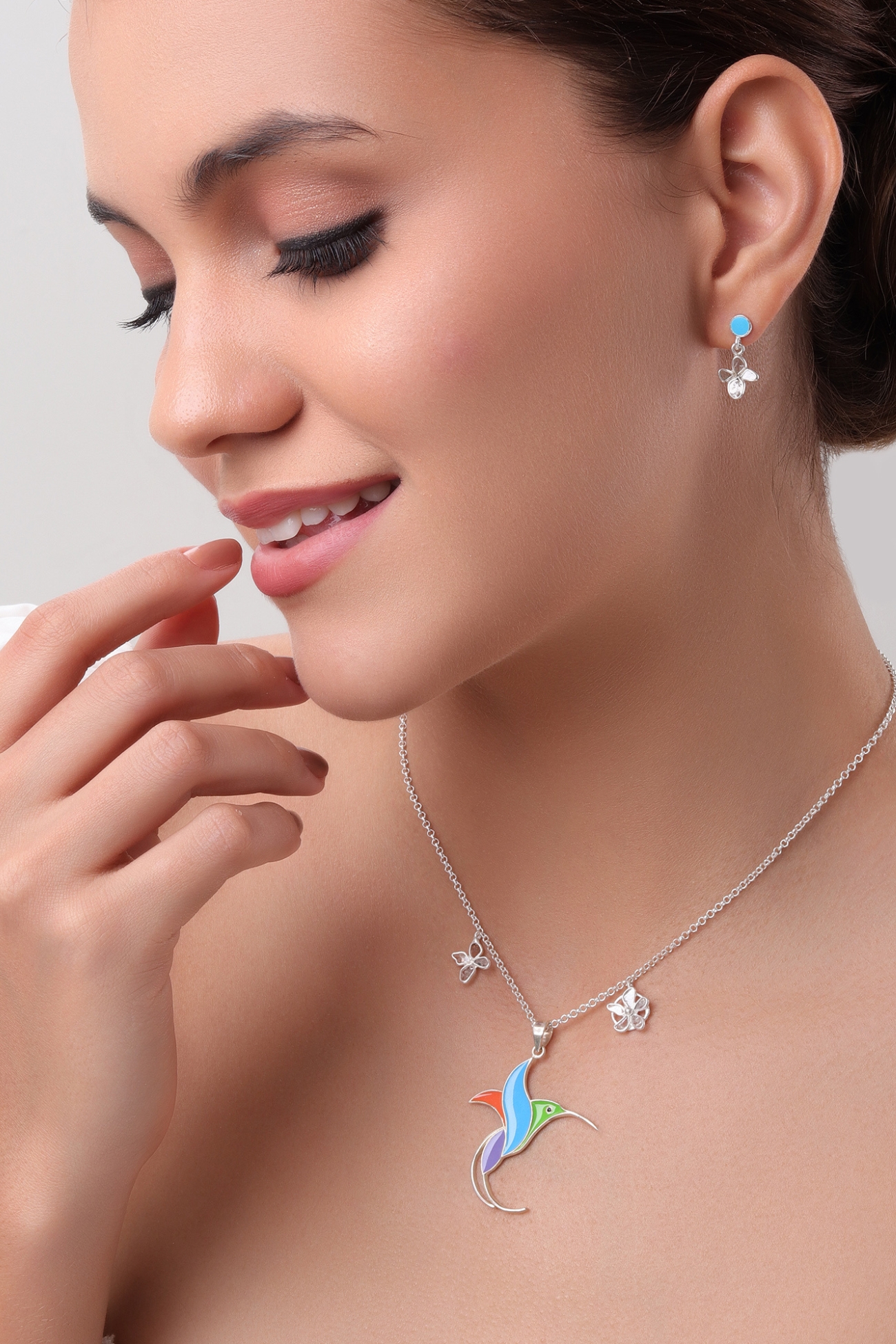 302HNE-Hummingbird-Logo-Pendant-F1