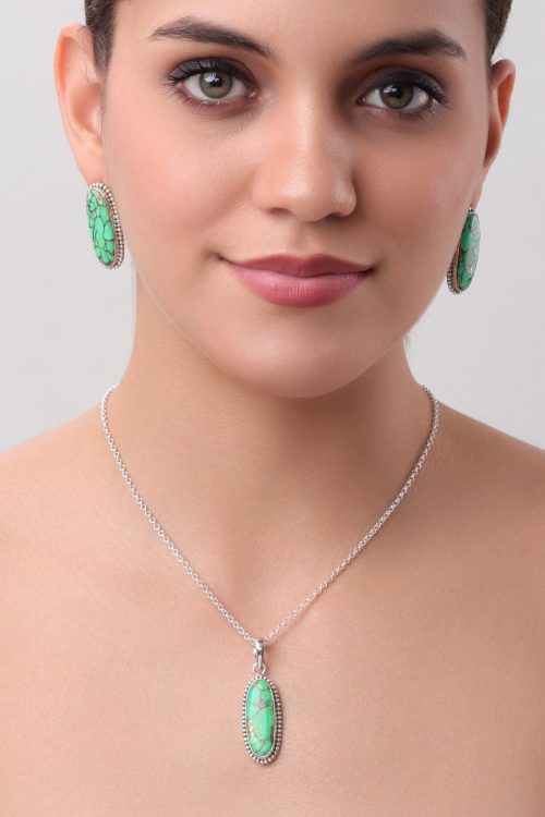 Green Turquoise Pendant Set with Ring in Copper Highlights