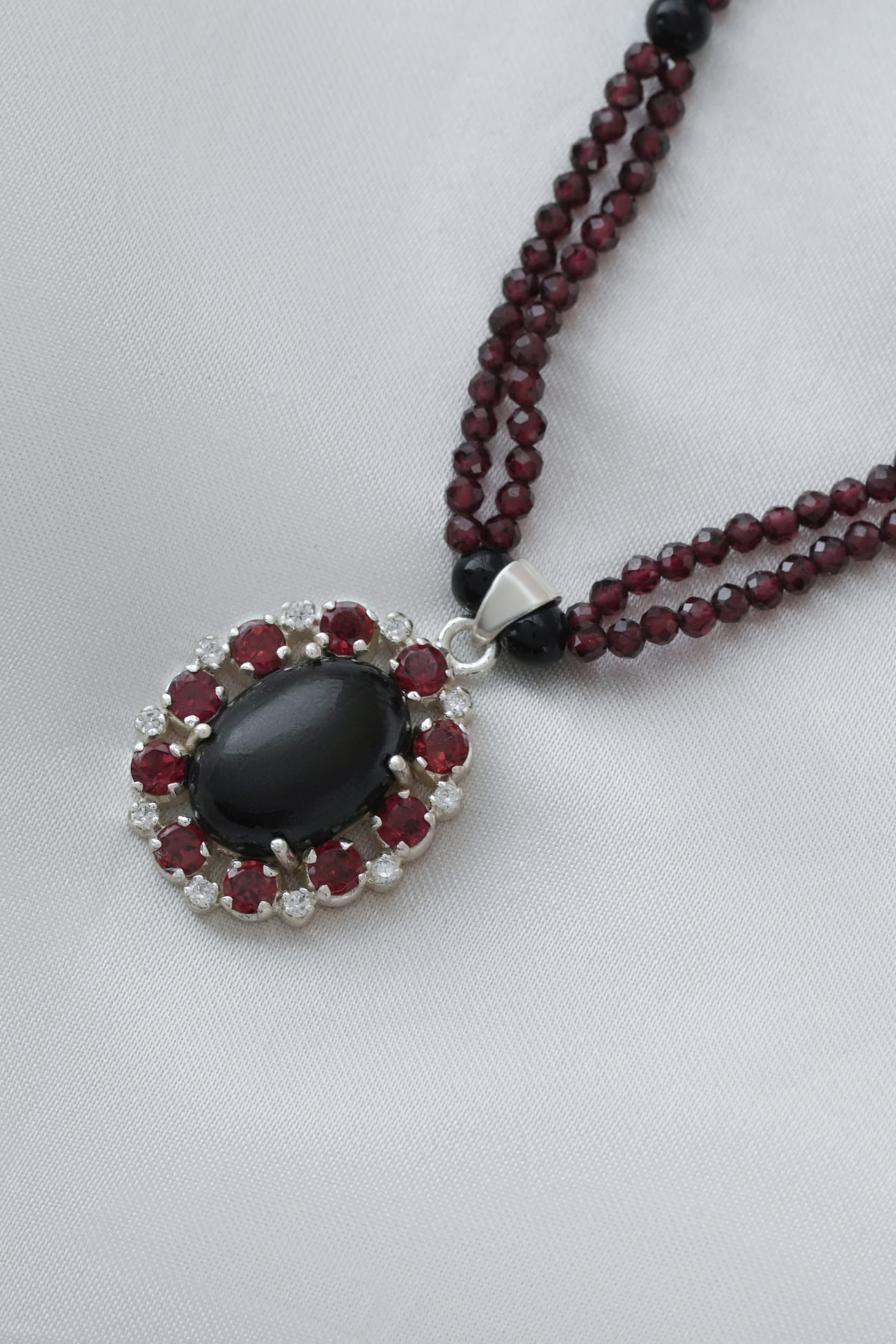 333RVI-Black-Star-Pendant-A1 (1)