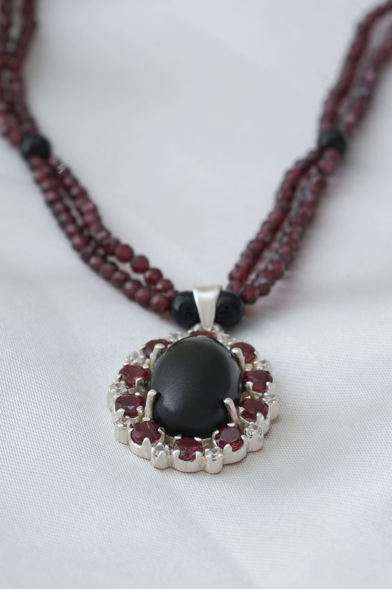 333RVI-Black-Star-Pendant-C1 (1)