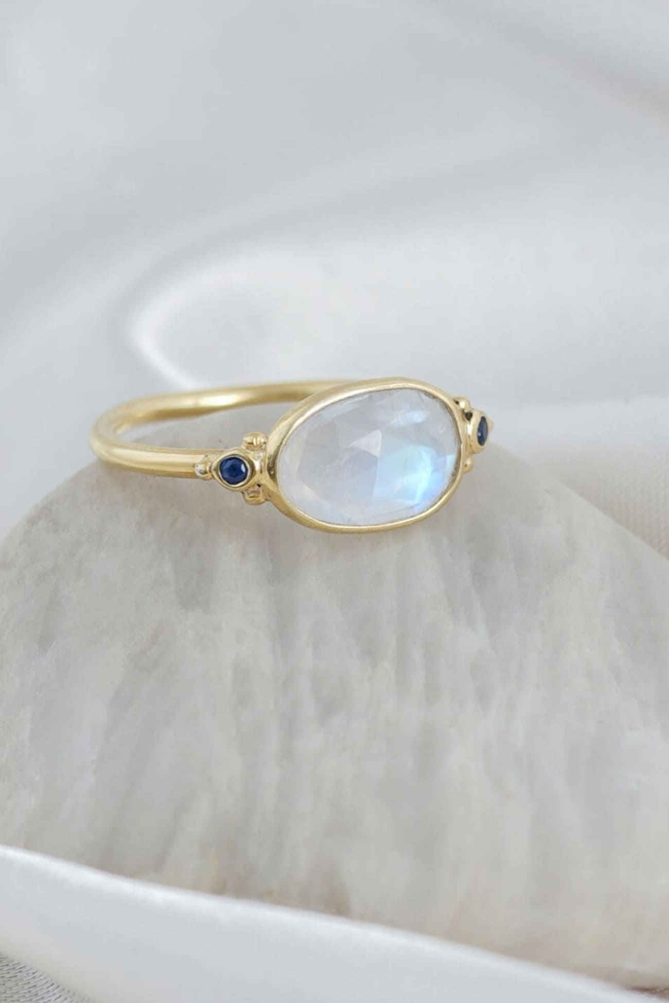 355RVI-Moonlit-Sapphire-Evil-Eye-Ring-A1