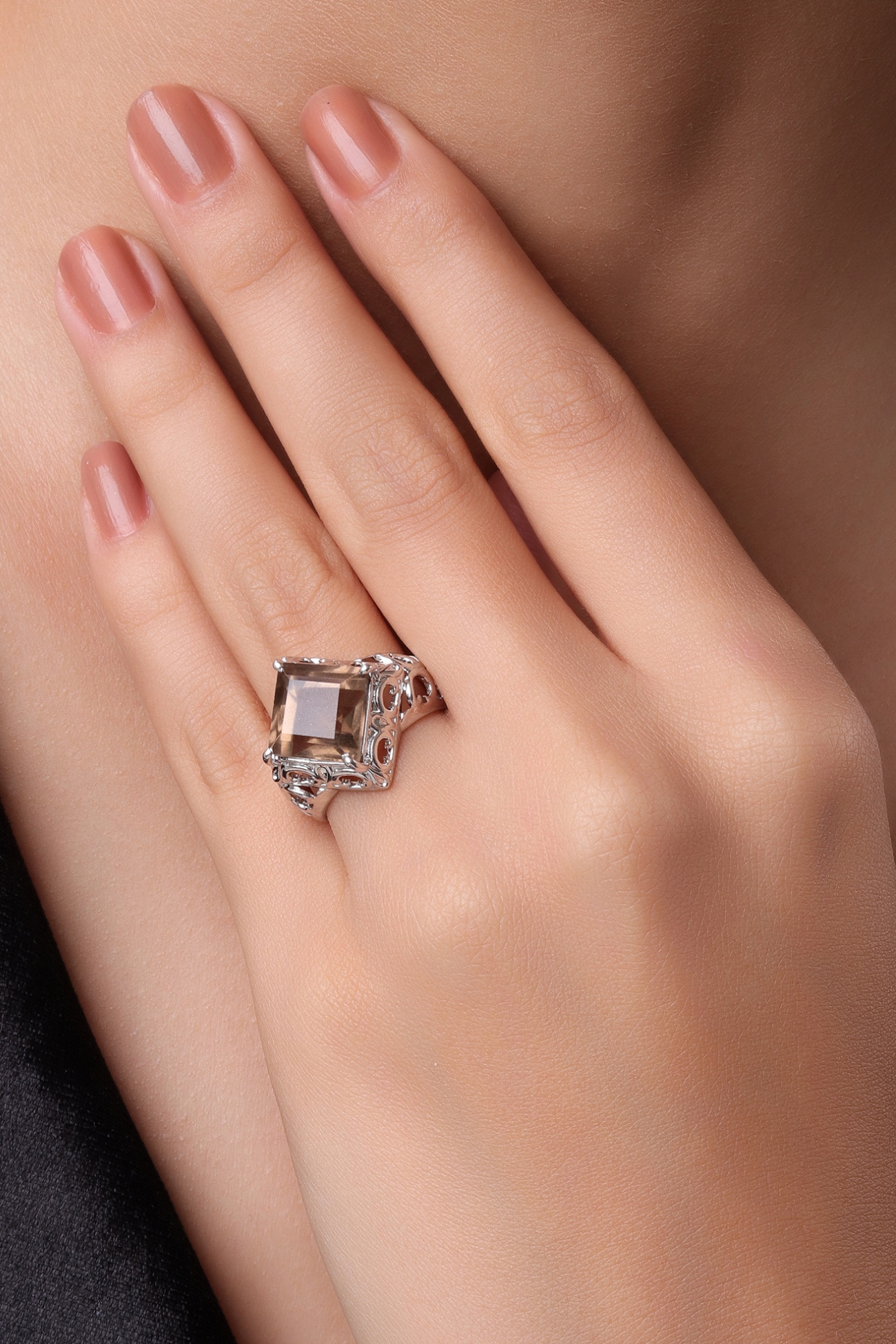 357RVI-Majestic-Filigree-Square-Engagement-Ring-D1_V1