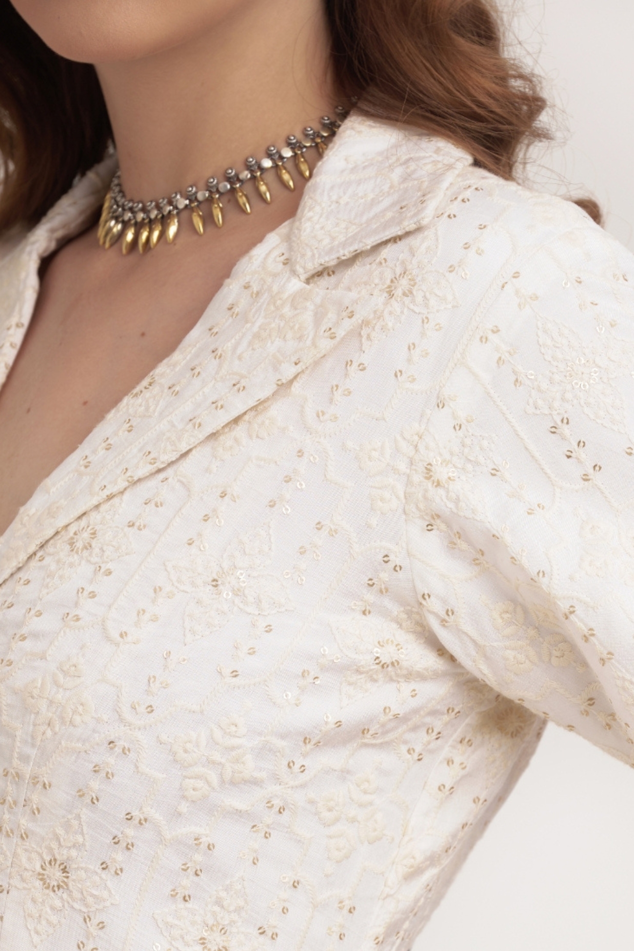 381RVI-Royal-Finesse-Spring-Necklace-B1 (3)