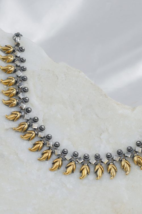 Royal Finesse Spring Necklace