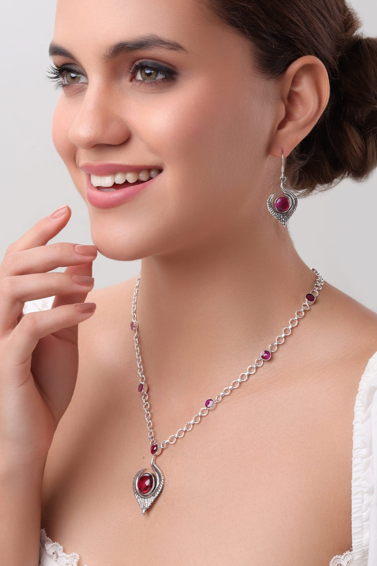 419RVI-Flame-of-Desire-Necklace-Set-A1-V2 (1)