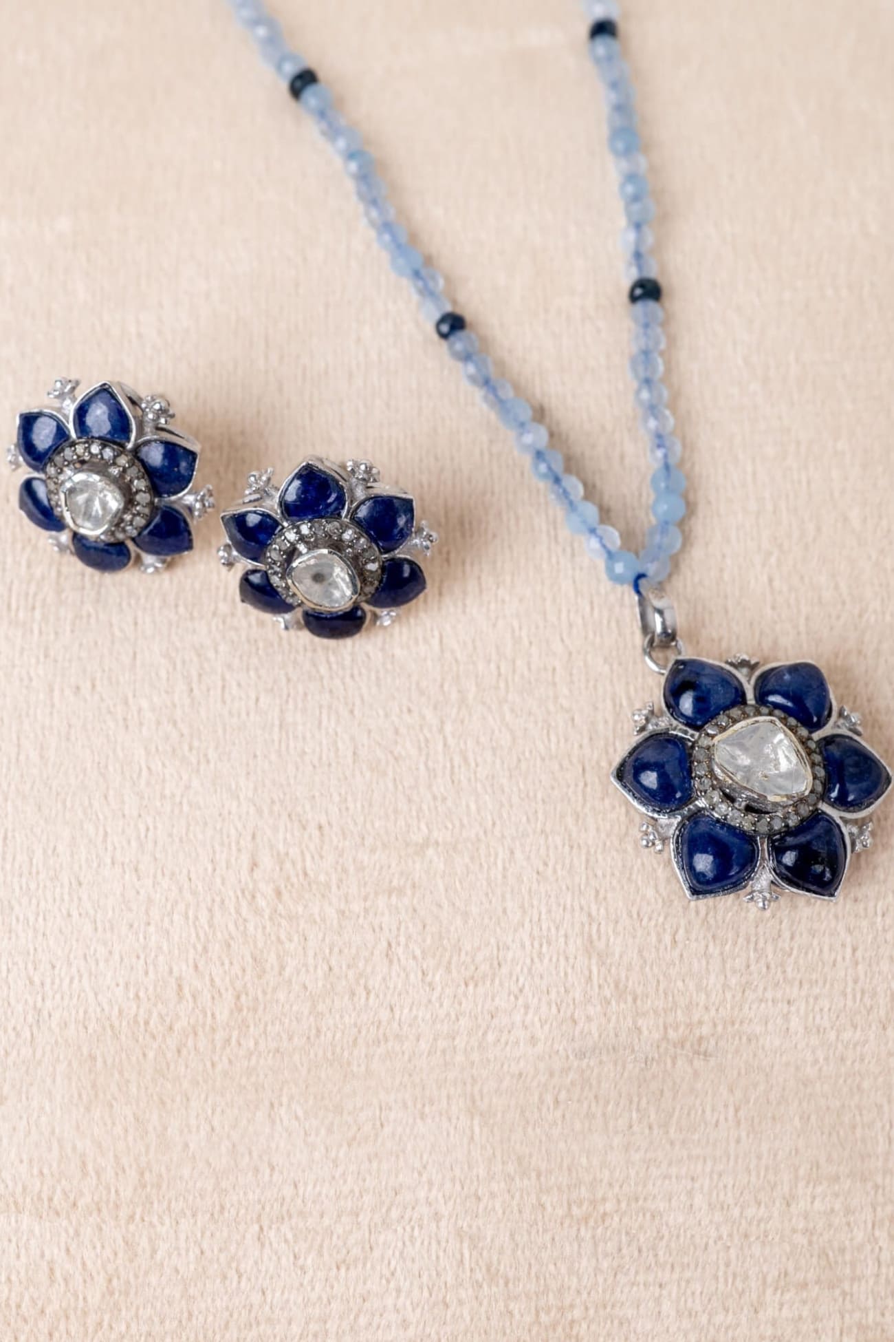 424RVI-Spring-Blossom-Sapphire-Necklace-Set-C1