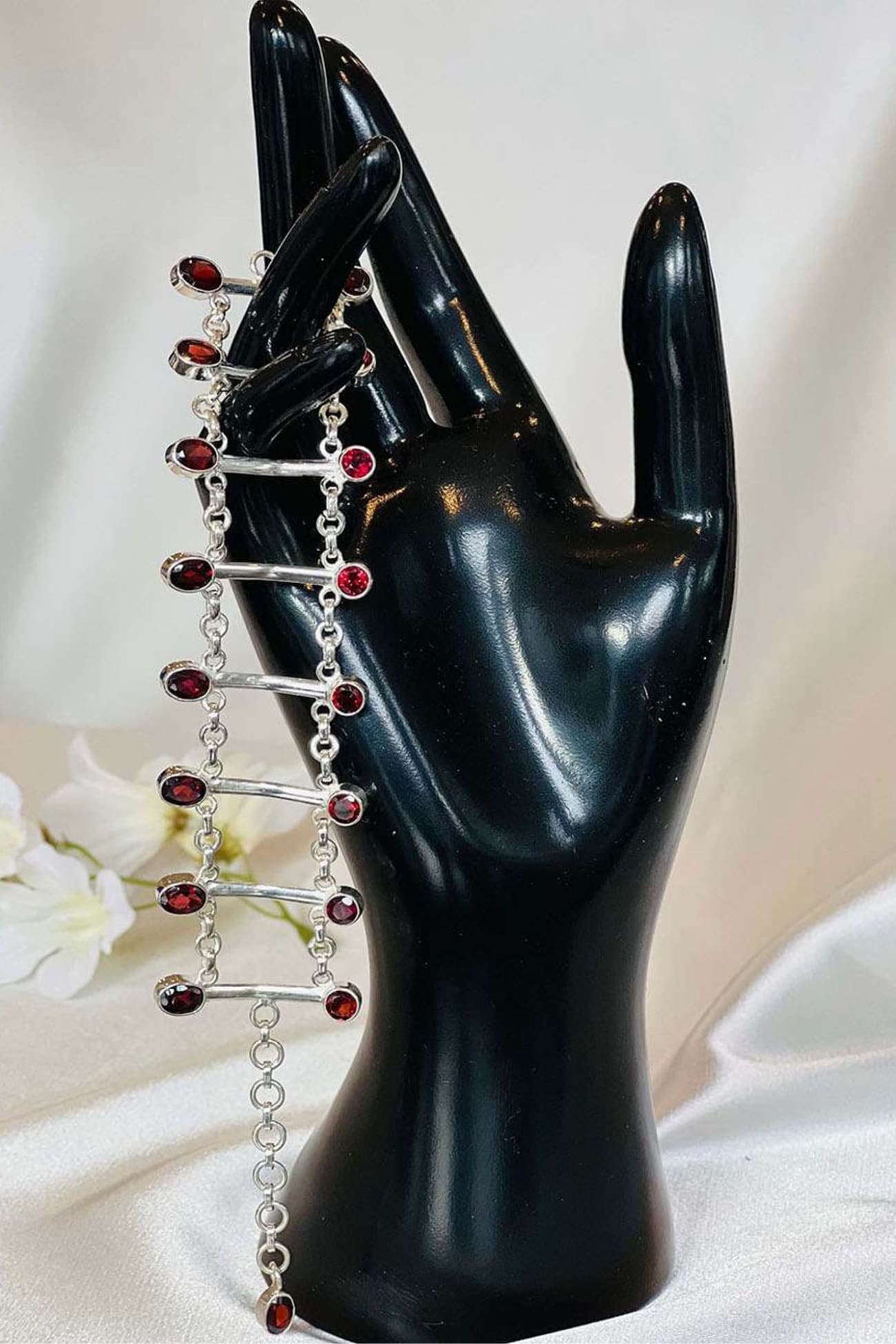 66a1_the_regal_Bracelet