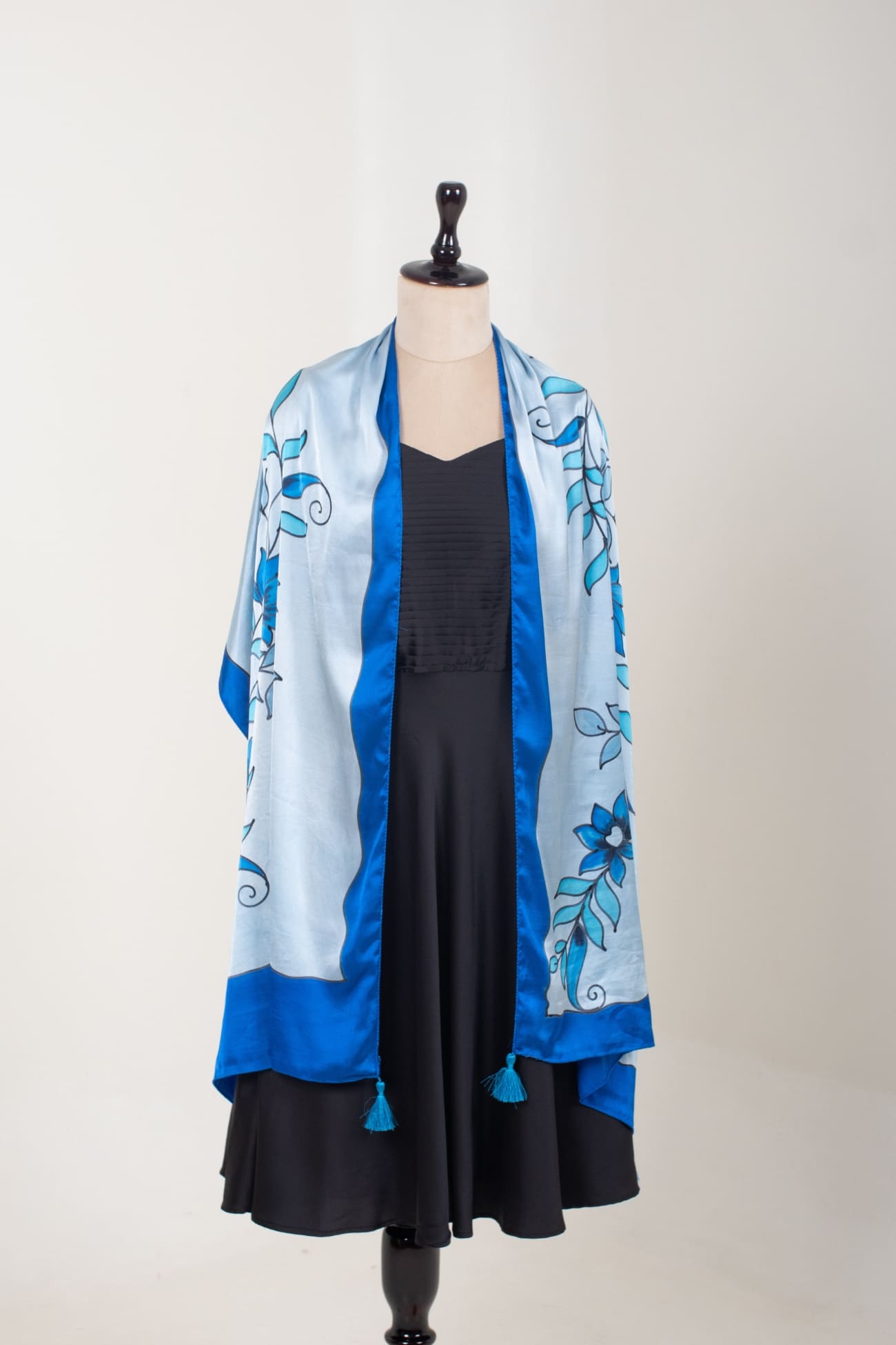 93ANA-Azure-Vine-Stole-B1 (1)