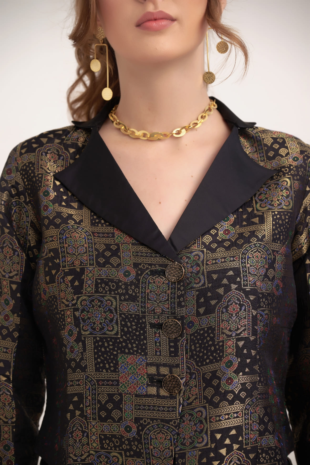 Regal-Noir-Short-Brocade-Jacket-Set-A1