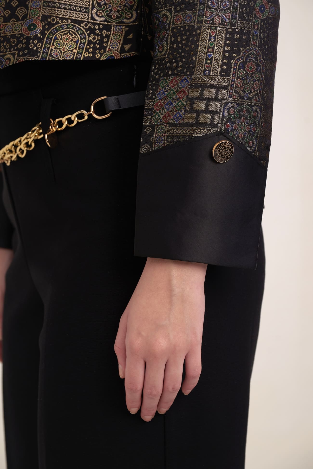 Regal-Noir-Short-Brocade-Jacket-Set-B1